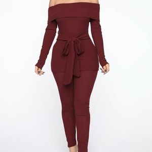 Chill and pant set - burgundy- medium New